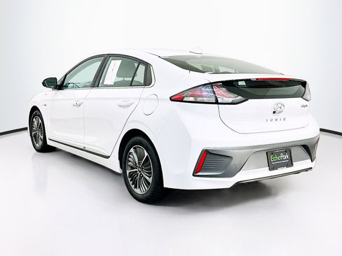 Used 2020 Hyundai Ioniq SEL image 5