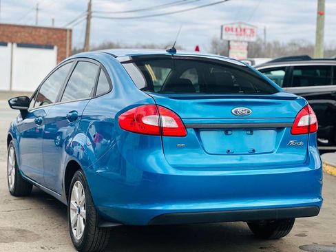 Used 2012 Ford Fiesta SE image 8