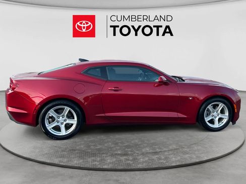Used 2023 Chevrolet Camaro LT RWD image 6