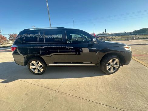 Used 2013 Toyota Highlander Limited image 6