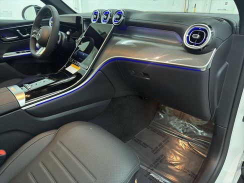 New 2026 Mercedes-Benz GLC 300 image 28