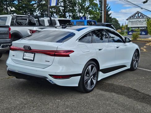 Used 2025 Audi A6 e-tron Prestige AWD/4WD image 5