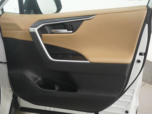 Used 2025 Toyota RAV4 Limited w/ Weather Package image 12