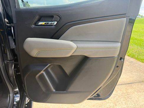 Used 2024 Chevrolet Colorado ZR2 w/ ZR2 Convenience Package III AWD/4WD image 13