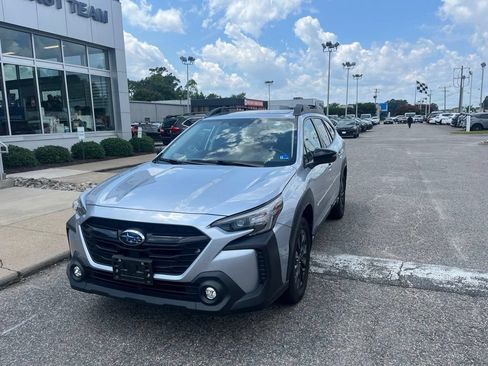 Used 2023 Subaru Outback Onyx Edition AWD/4WD image 7