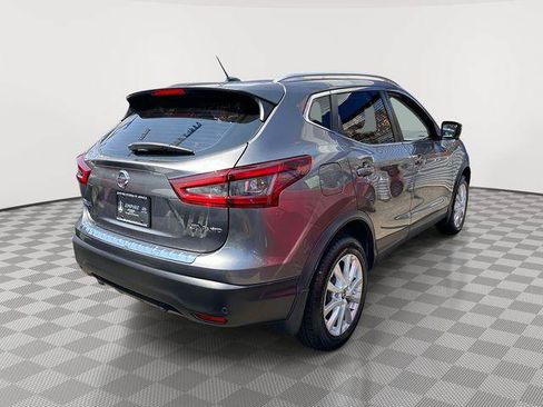 Used 2022 Nissan Rogue Sport SV w/ Technology Package AWD/4WD image 2