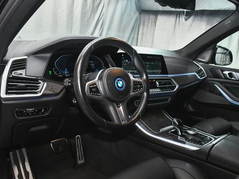 Used 2023 BMW X5 xDrive45e w/ M Sport Package image 21