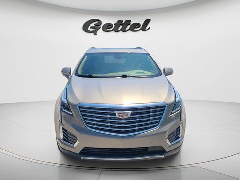 Used 2019 Cadillac XT5 Platinum AWD/4WD image 2