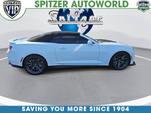 Used 2017 Chevrolet Camaro ZL1 RWD image 15