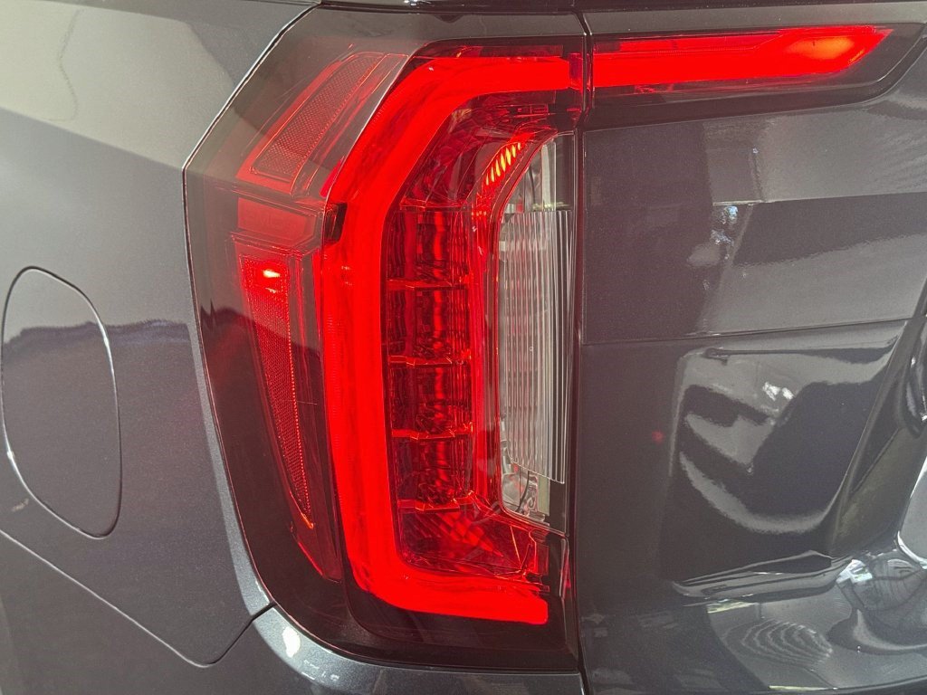 Used 2021 GMC Yukon SLE RWD image 35