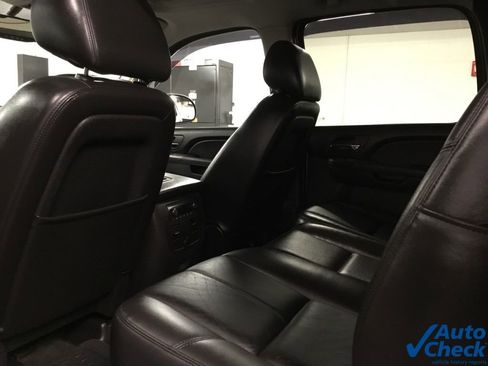 Used 2012 Chevrolet Avalanche LT w/ Suspension Package, Off-Road AWD/4WD image 34