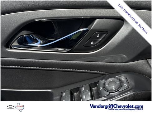 Certified 2022 Chevrolet Traverse LT FWD image 21