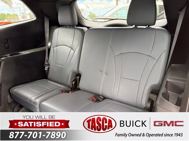 Used 2022 Buick Enclave Premium AWD/4WD image 16
