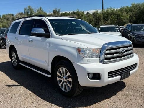 Used 2017 Toyota Sequoia Limited w/ Safety & Convenience Package AWD/4WD image 8