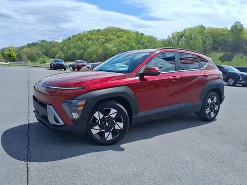 Used 2025 Hyundai Kona SEL image 1