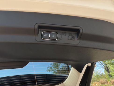 New 2026 Ford Explorer Active image 9