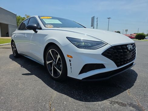 Used 2023 Hyundai Sonata SEL Plus FWD image 4