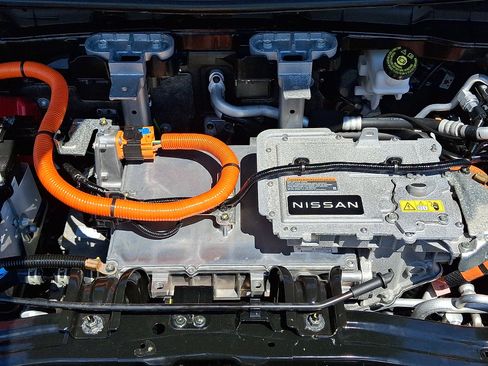 Certified 2024 Nissan Ariya AWD image 29