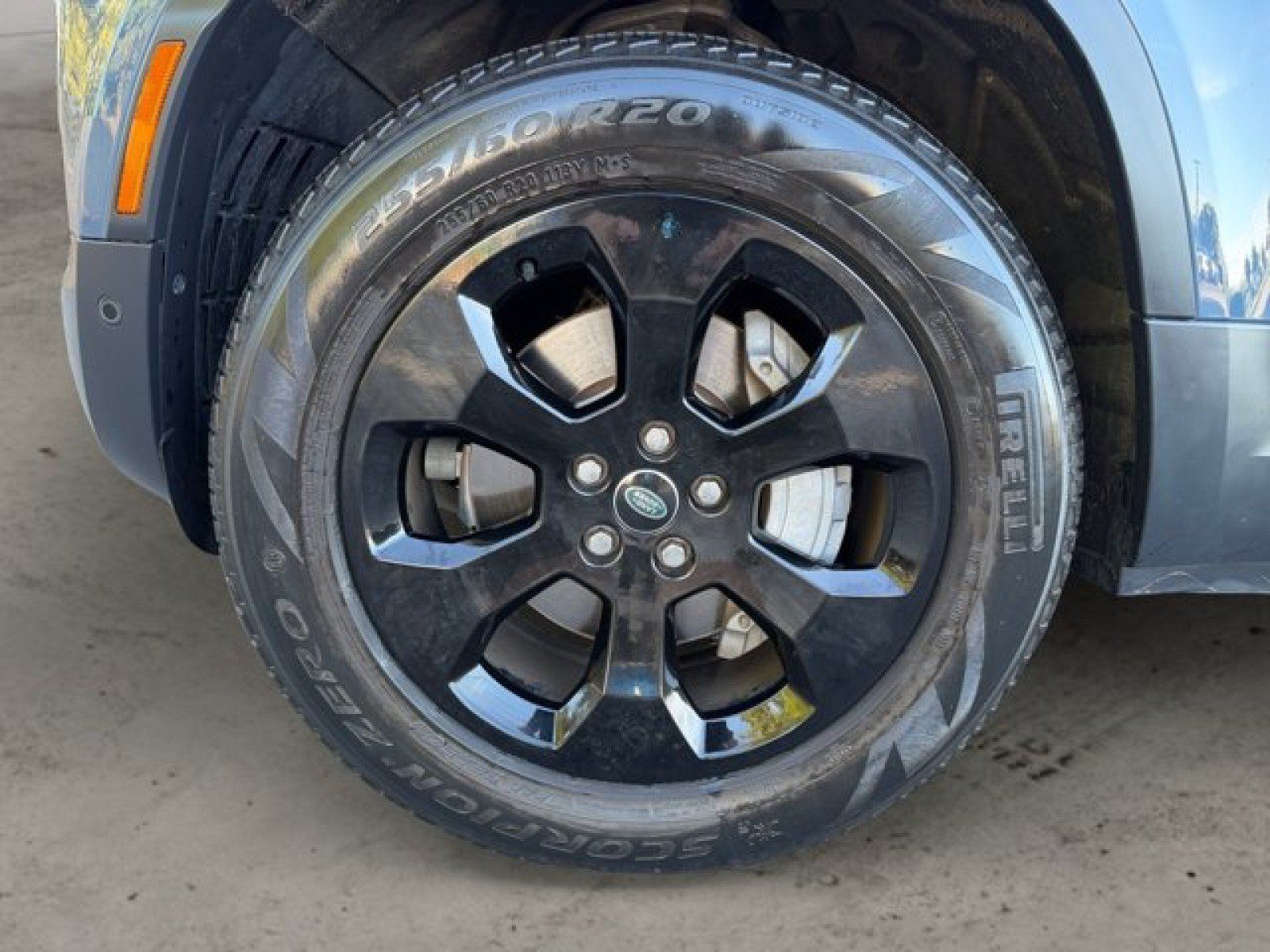 Certified 2024 Land Rover Defender 110 S AWD/4WD image 9