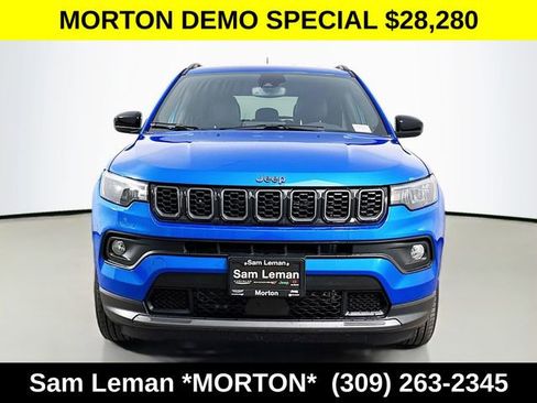 New 2026 Jeep Compass Latitude image 2