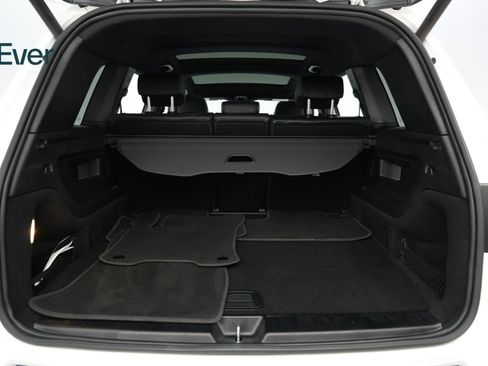 Used 2023 Mercedes-Benz EQB 350 4MATIC SUV image 8