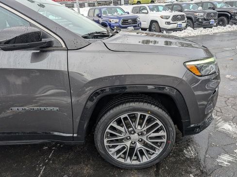 Used 2022 Jeep Compass Limited w/ Elite Group image 10
