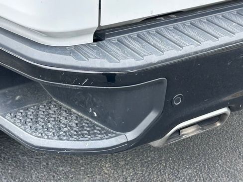 Used 2024 Chevrolet Silverado 1500 LT Trail Boss w/ LT Trail Boss Premium Package image 8