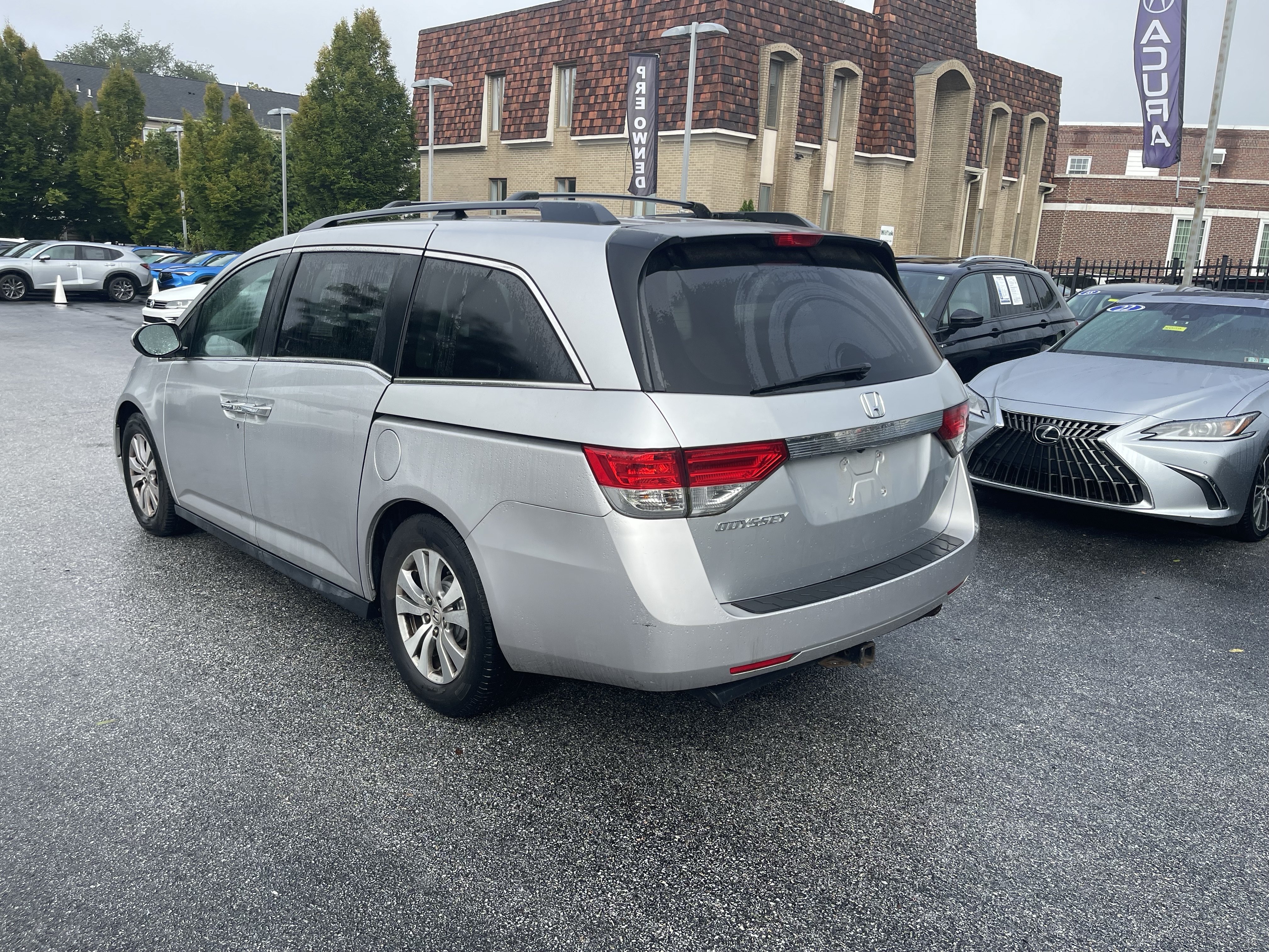 Used 2015 Honda Odyssey EX image 5