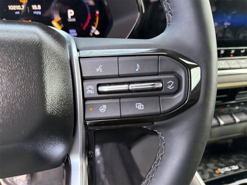 Used 2024 Chevrolet Colorado ZR2 w/ ZR2 Convenience Package III image 22