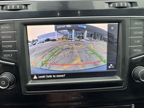 Used 2016 Volkswagen GTI SE image 33