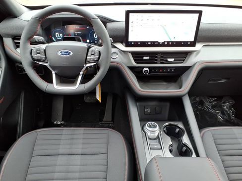 New 2026 Ford Explorer ST-Line image 17