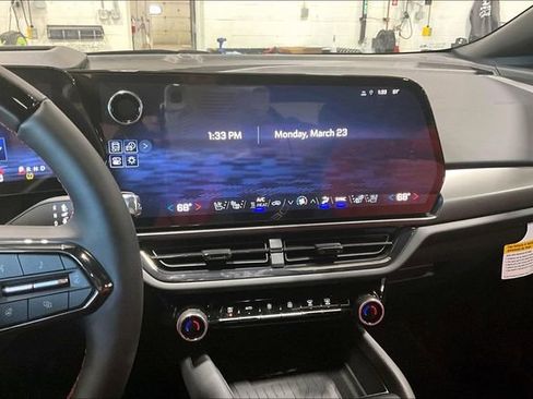 New 2025 Chevrolet Equinox EV RS w/ Active Safety Package 3 AWD/4WD image 8