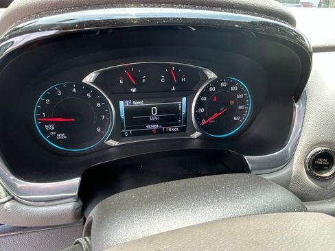 Used 2019 Chevrolet Traverse LT w/ LT Premium Package AWD/4WD image 14