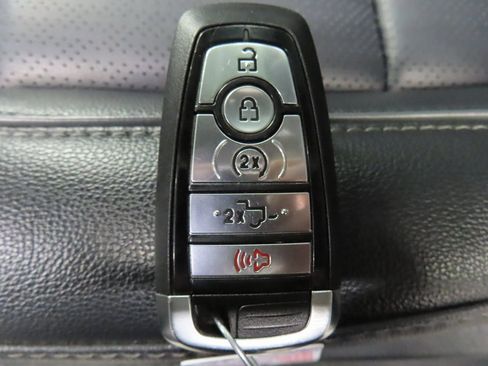 Used 2025 Ford F150 Lariat image 72