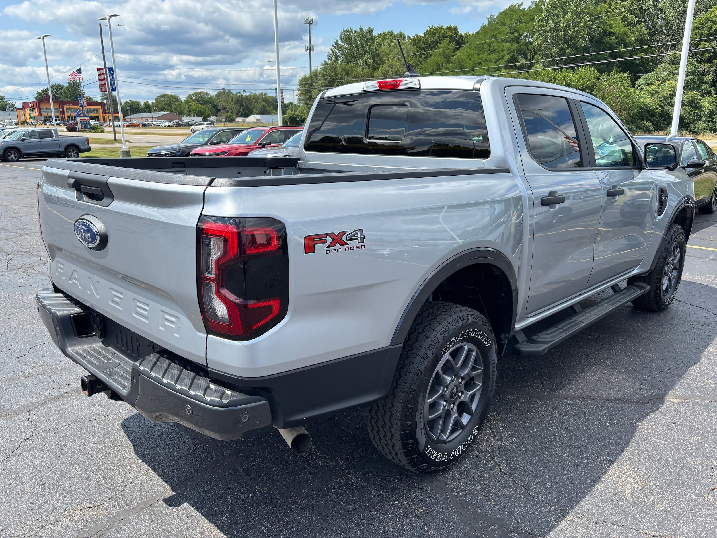 Used 2024 Ford Ranger XLT AWD/4WD image 6
