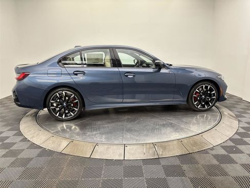 New 2026 BMW 330i xDrive Sedan w/ M Sport Package AWD/4WD image 17
