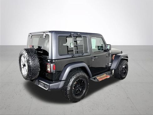 Used 2020 Jeep Wrangler Sport AWD/4WD image 6