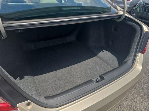 Used 2018 Honda Accord EX-L image 12