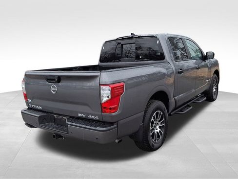 Used 2024 Nissan Titan SV w/ Accessory Utility Package image 6