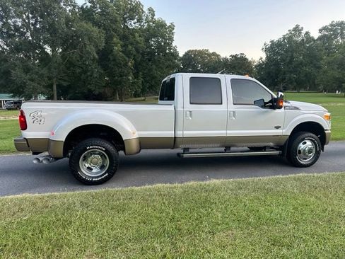 Used 2012 Ford F350 King Ranch w/ King Ranch w/Chrome Pkg AWD/4WD image 6