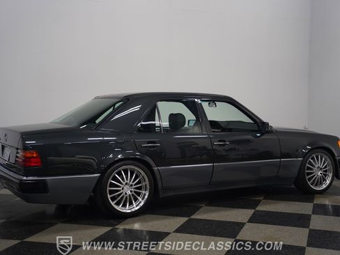 Used 1993 Mercedes-Benz 500 E image 16