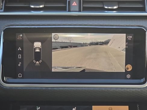 Used 2023 Land Rover Range Rover Velar R-Dynamic S image 17