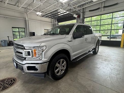 Used 2019 Ford F150 XLT w/ Equipment Group 302A Luxury AWD/4WD image 3