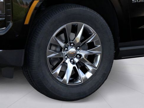 New 2026 Chevrolet Suburban Premier image 9