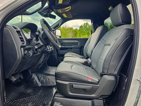 New 2026 RAM 3500 Tradesman AWD/4WD image 14