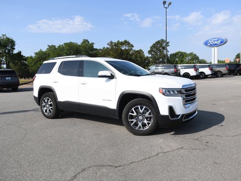 Used 2023 GMC Acadia SLT FWD image 2