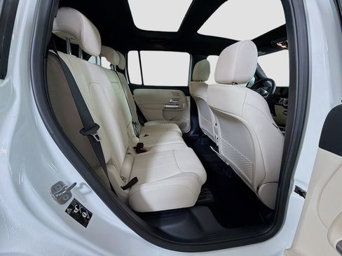 New 2026 Mercedes-Benz GLB 250 4MATIC image 29