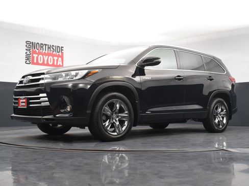 Used 2019 Toyota Highlander Limited Platinum AWD/4WD image 44