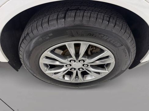 Used 2023 Cadillac XT5 Premium Luxury AWD/4WD image 9