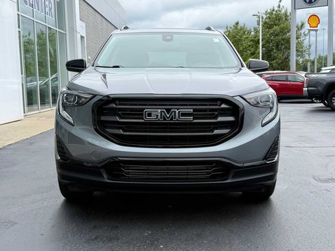 Used 2021 GMC Terrain SLE w/ Driver Convenience Package AWD/4WD image 2